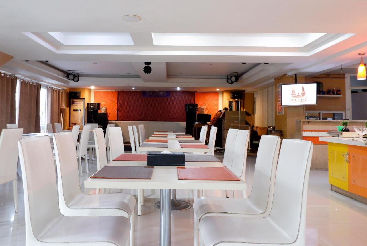 The Wing Design Hotel Банкок Екстериор снимка