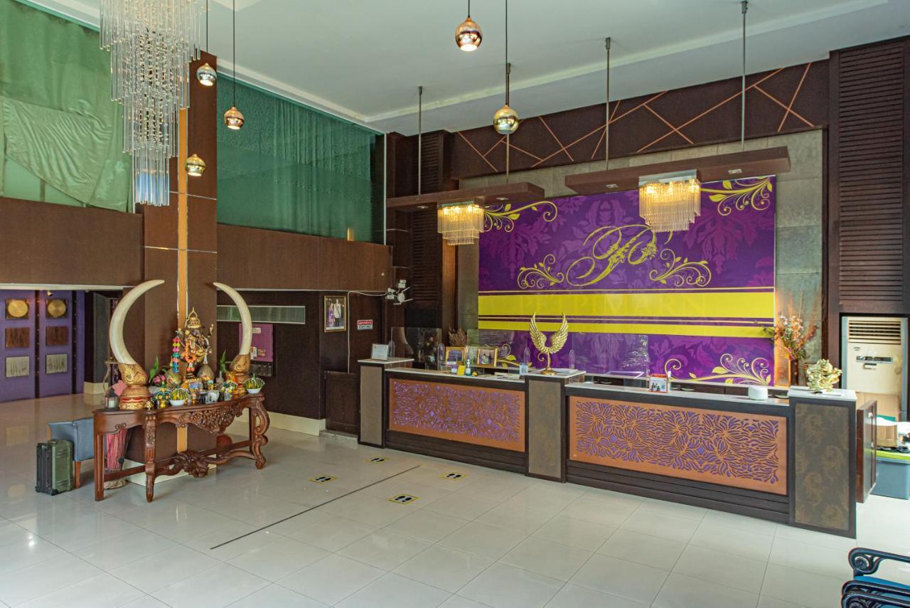 The Wing Design Hotel Банкок Екстериор снимка