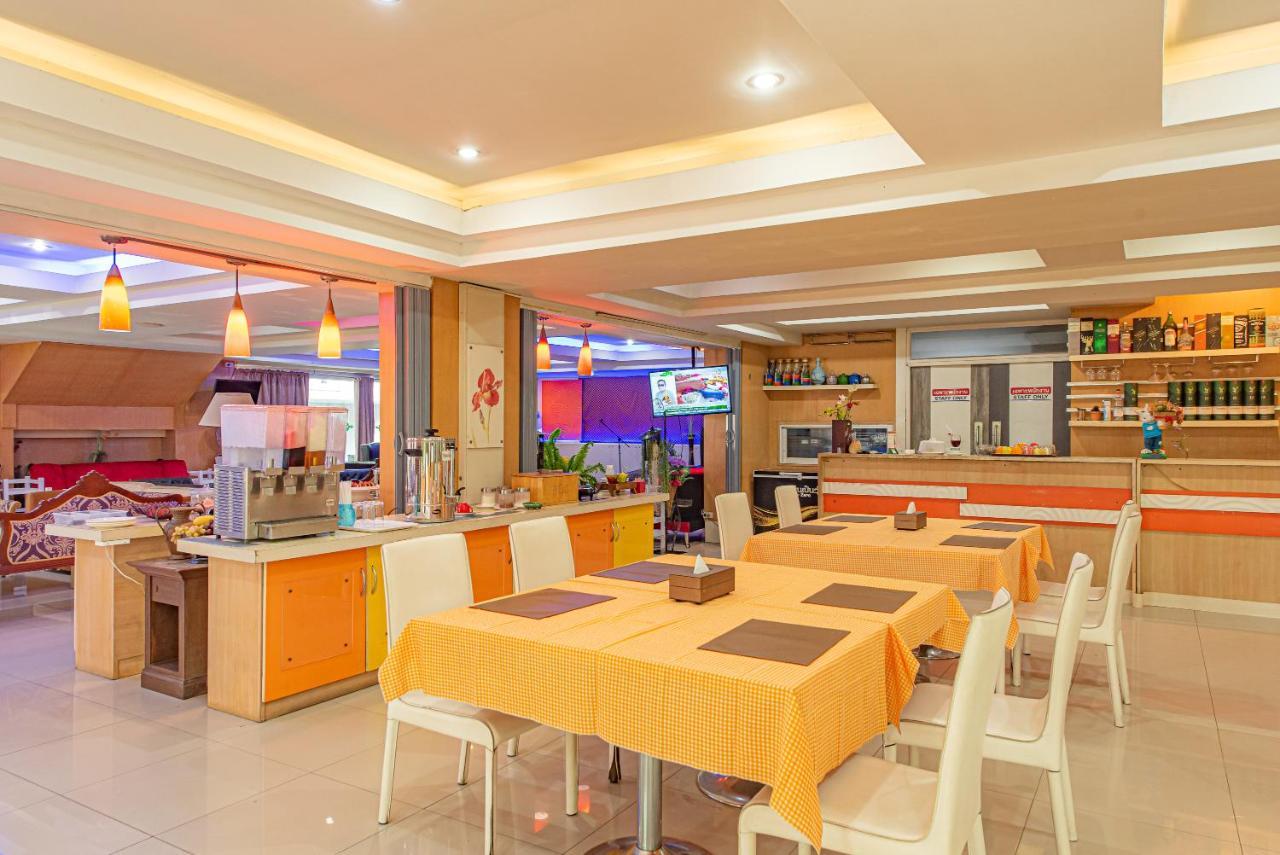 The Wing Design Hotel Банкок Екстериор снимка