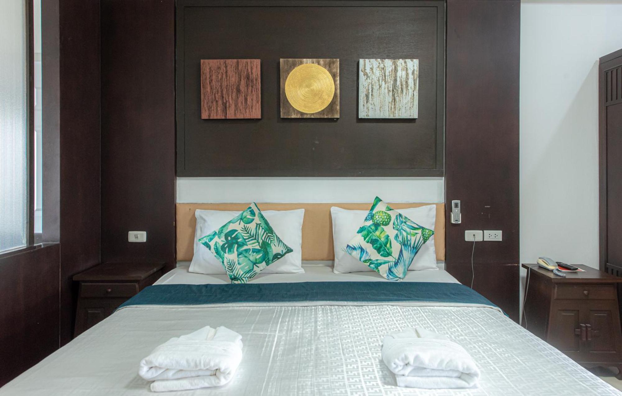 The Wing Design Hotel Банкок Екстериор снимка