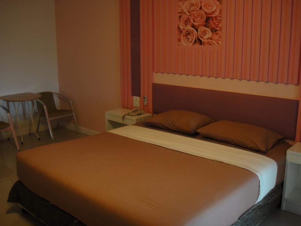 The Wing Design Hotel Банкок Стая снимка