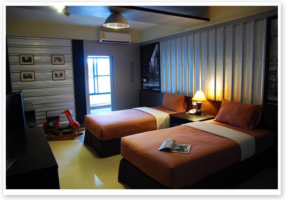 The Wing Design Hotel Банкок Стая снимка